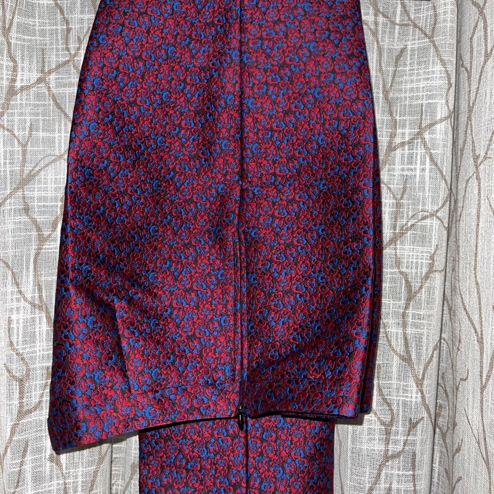 Carolina Herrera Silk Trousers with superb detail
